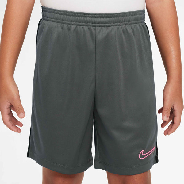 NIKE JR ACADEMY23 SHORT IRON GREY/BLACK/SUNSET PULSE